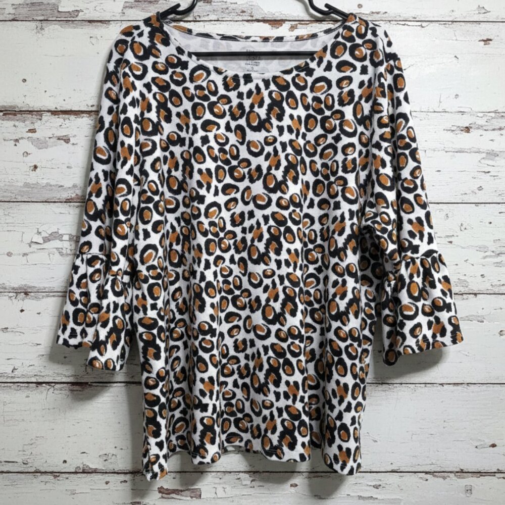 NWOT Kim Rogers 1X Plus Size Leopard Print Bell Sleeve Top